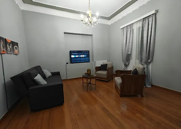 Stefani Retro Luxury * Chalkís